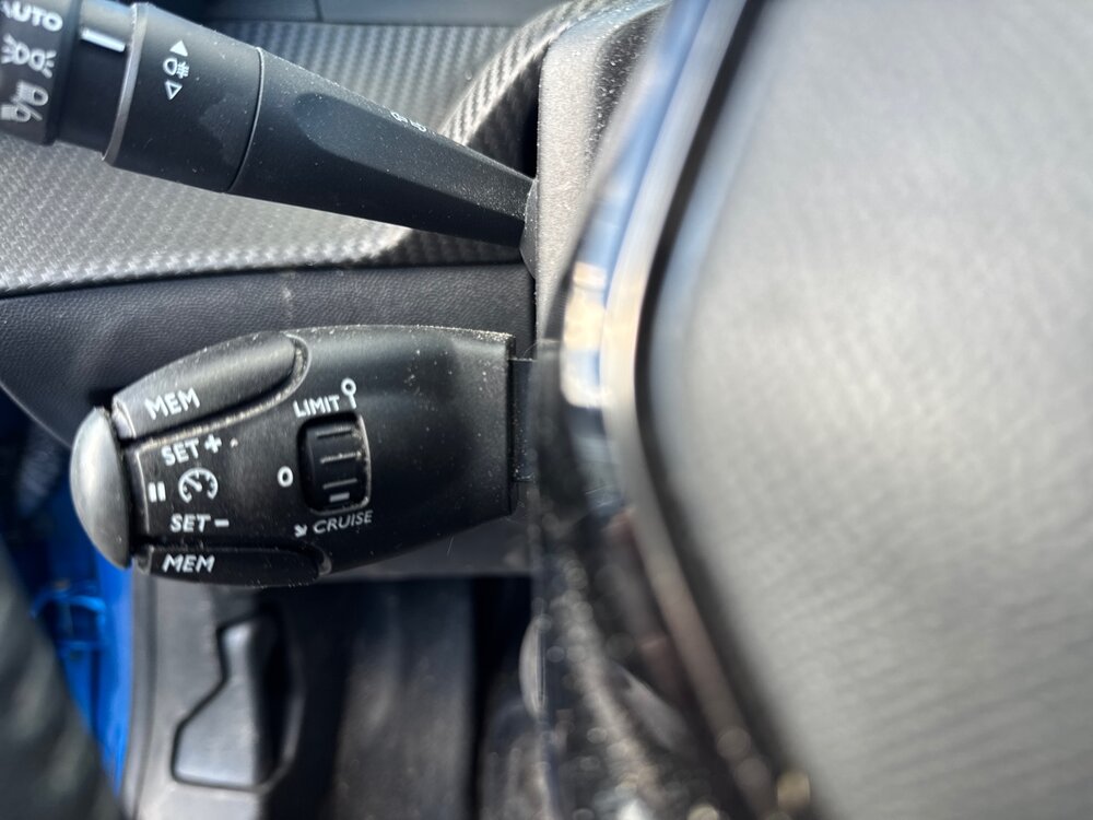 Occasion PEUGEOT 208 208 BlueHDi 100 S&S BVM6 - Allure