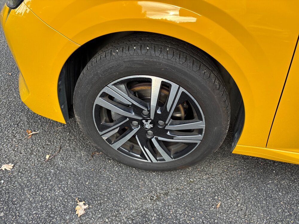 Occasion PEUGEOT 208 208 BlueHDi 100 S&S BVM6 - Roadtrip