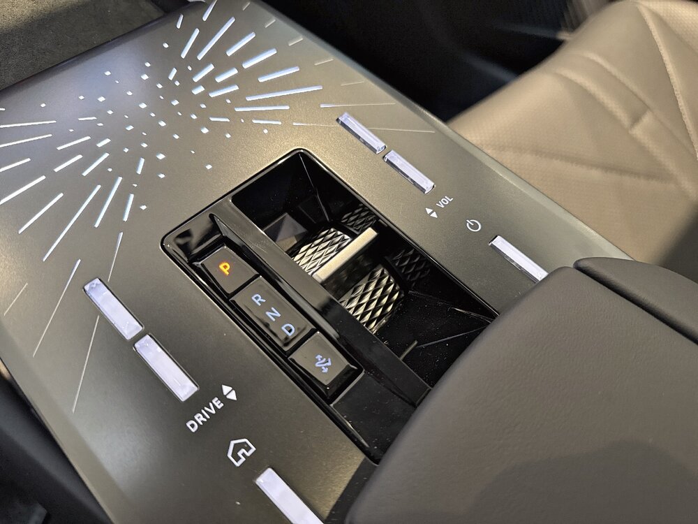 Occasion DS DS N°8 N°8 230 ch FWD Standard Range