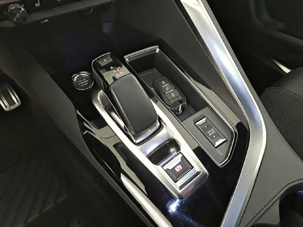Occasion PEUGEOT 3008 3008 Hybrid 225 e-EAT8 - GT