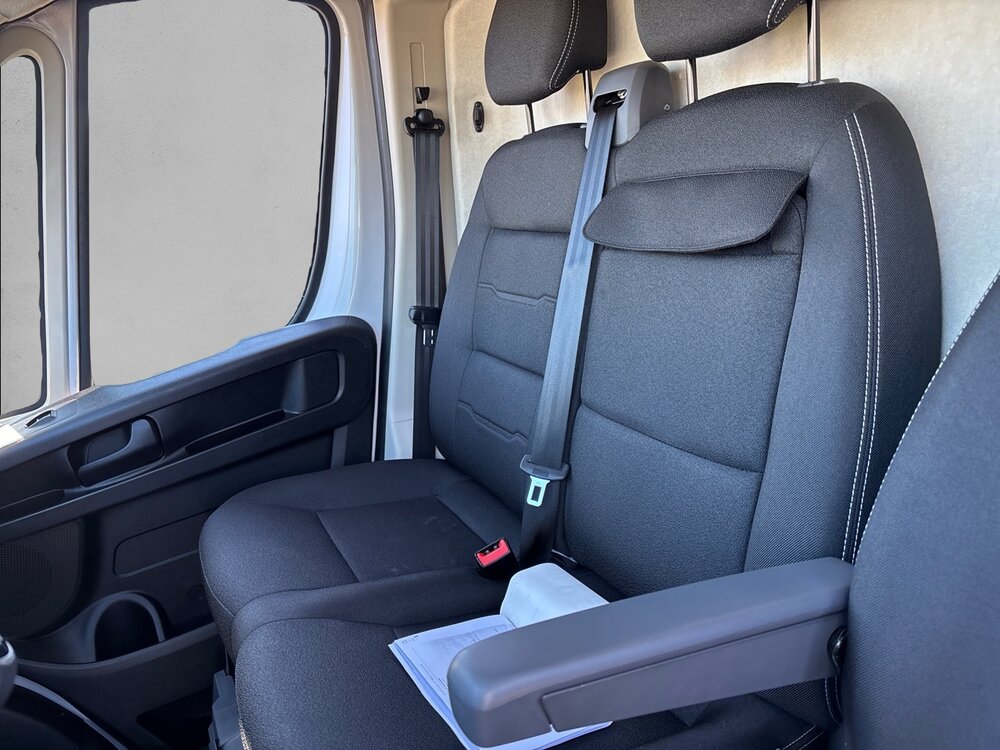 Occasion PEUGEOT Boxer BOXER FGN TOLE 3.3 T L2H2 140 S&S BVM6
