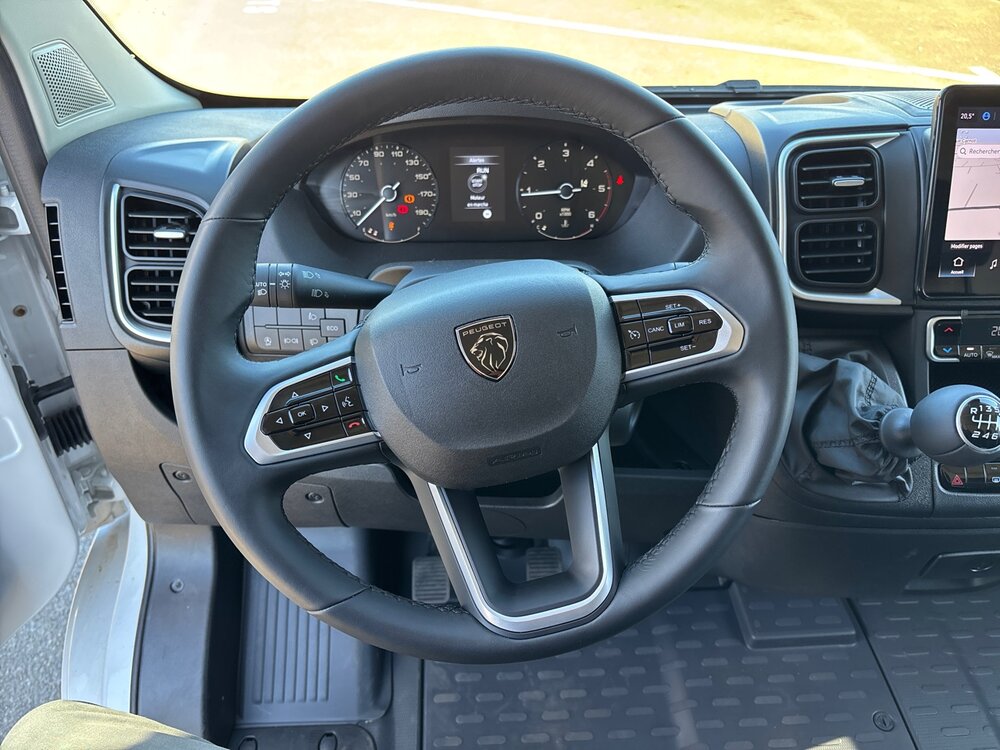 Occasion PEUGEOT Boxer BOXER FGN TOLE 3.3 T L2H2 140 S&S BVM6