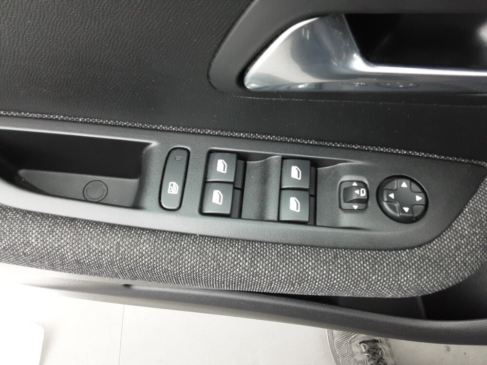 Occasion PEUGEOT 208 208 PureTech 100 S&S BVM6