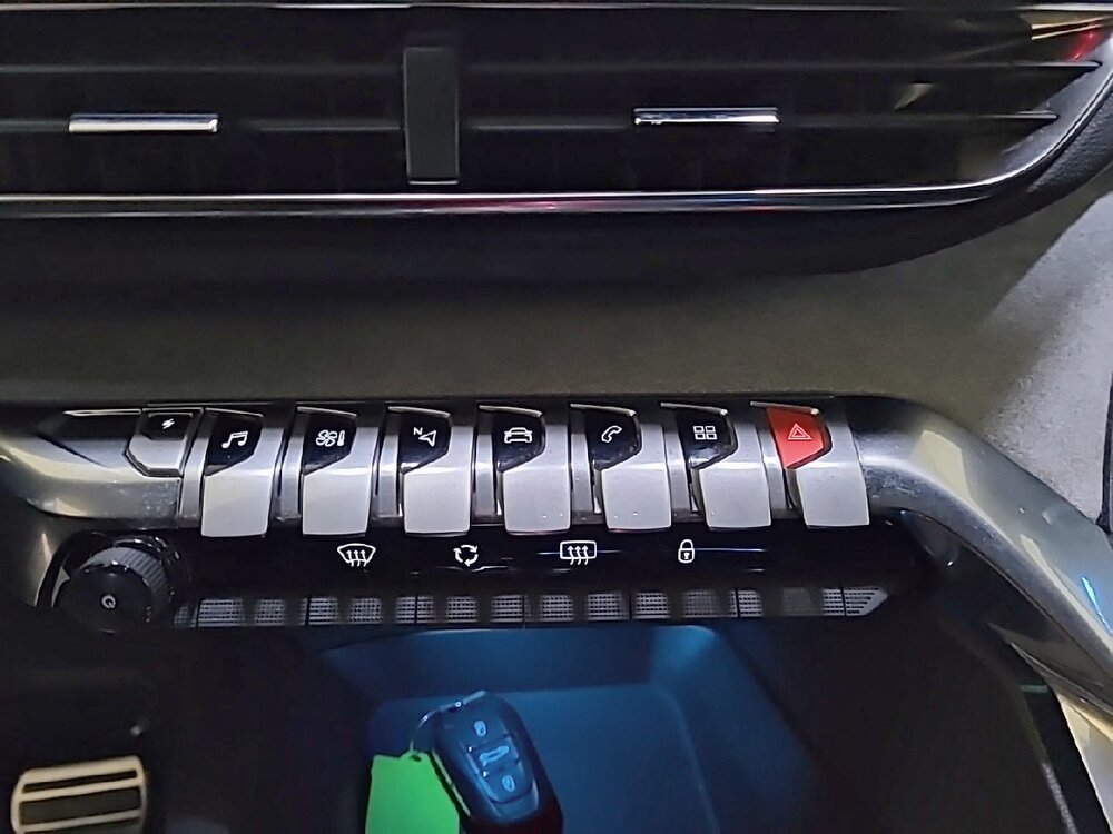 Occasion PEUGEOT 3008 3008 Hybrid 225 e-EAT8 - GT