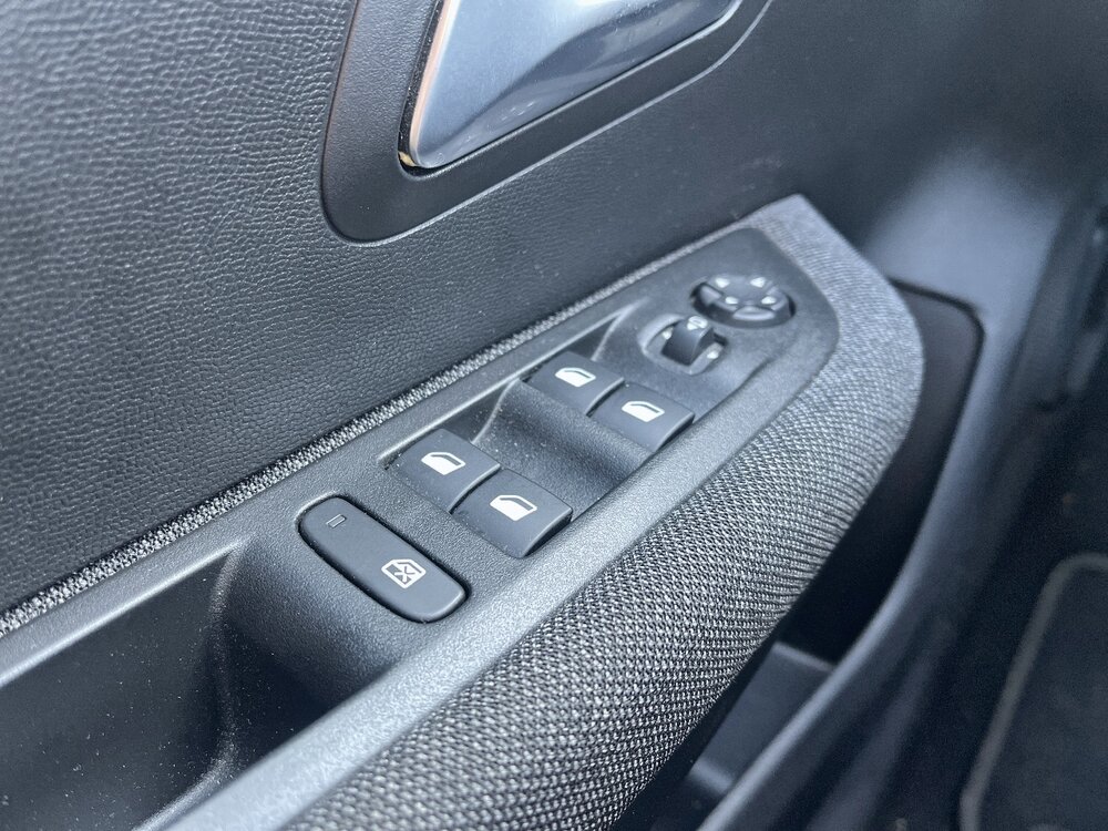 Occasion PEUGEOT 208 208 Electrique 50 kWh 136ch - Style