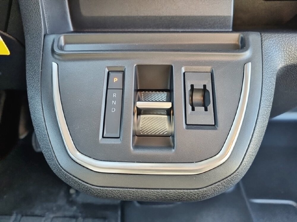 Occasion PEUGEOT Expert EXPERT CA FIXE M BLUEHDI 180 S&S EAT8