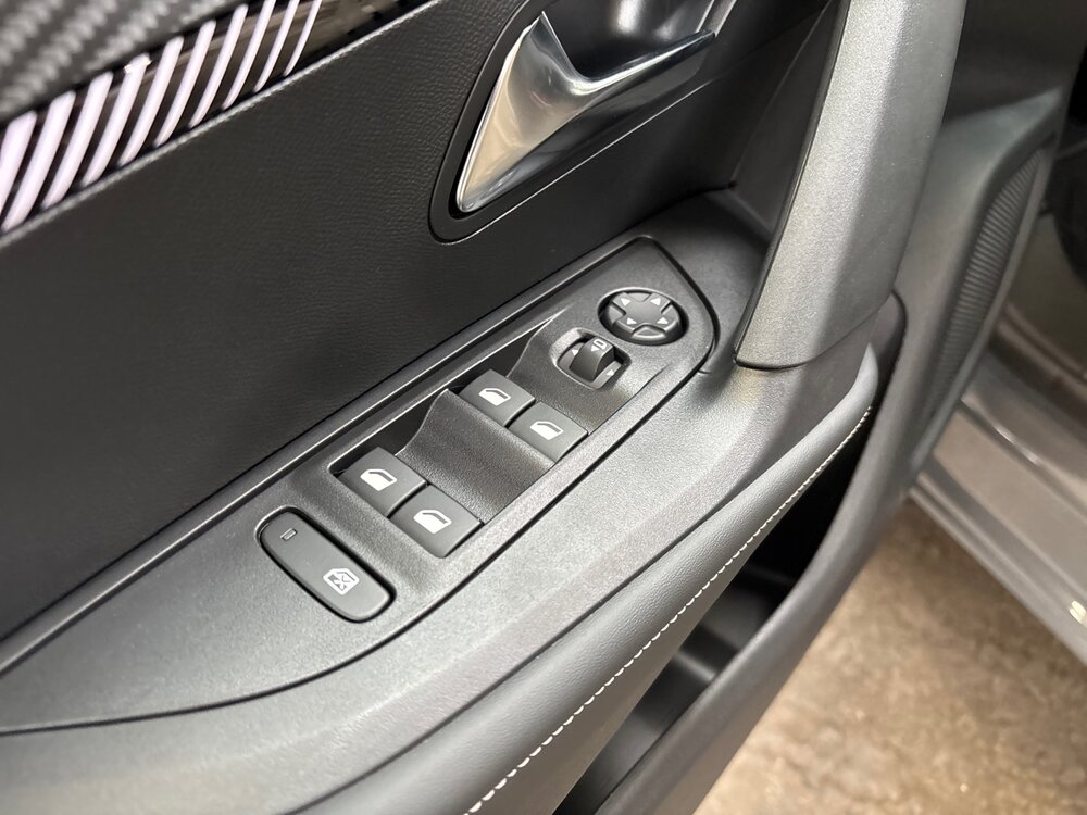 Occasion PEUGEOT 2008 2008 Hybrid 145 e-DCS6 - Allure