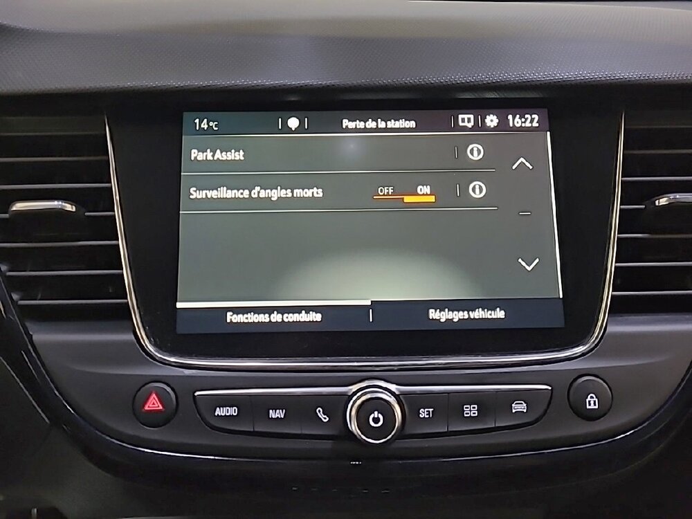 Occasion OPEL Crossland X Crossland X 1.2 Turbo 110 ch - Design 120 ans