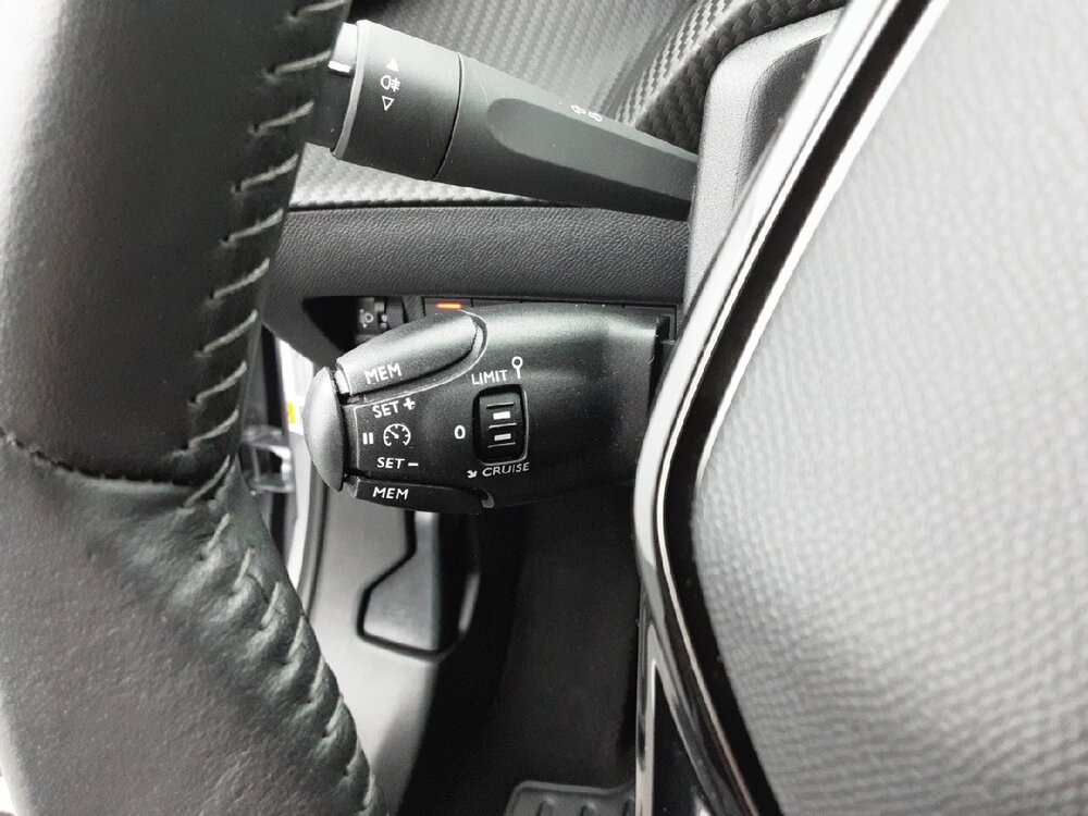 Occasion PEUGEOT 2008 2008 Electrique 136 ch