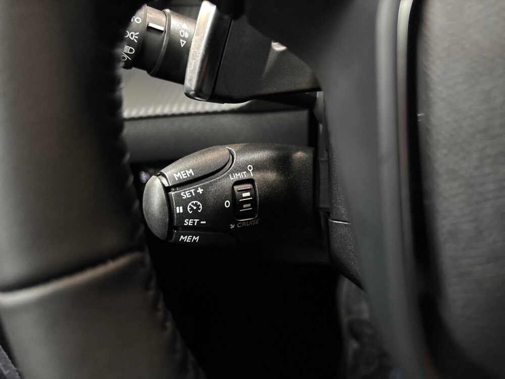 Occasion PEUGEOT 208 208 Hybrid 110 e-DCS6 - Allure