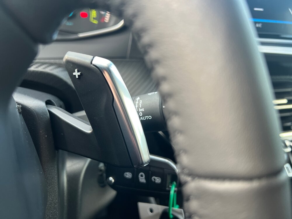 Occasion PEUGEOT 2008 2008 Hybrid 136 e-DCS6 - Style