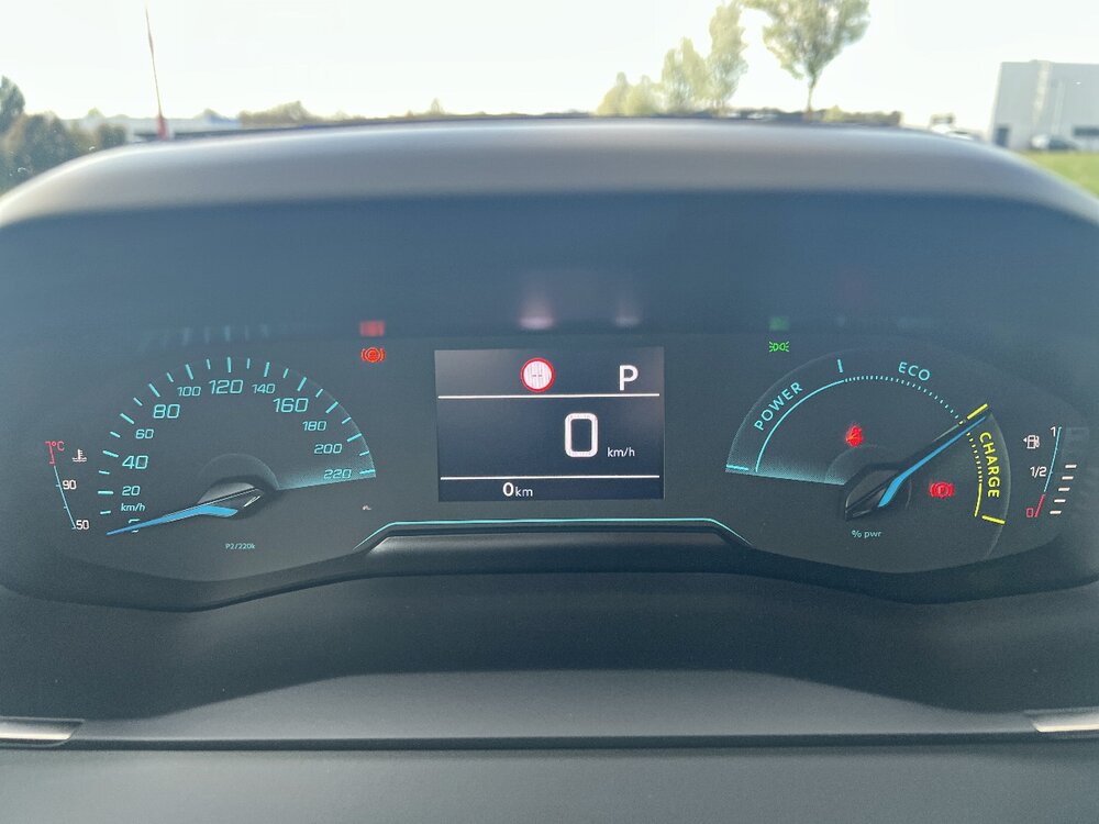 Occasion PEUGEOT 2008 2008 Hybrid 136 e-DCS6 - Style