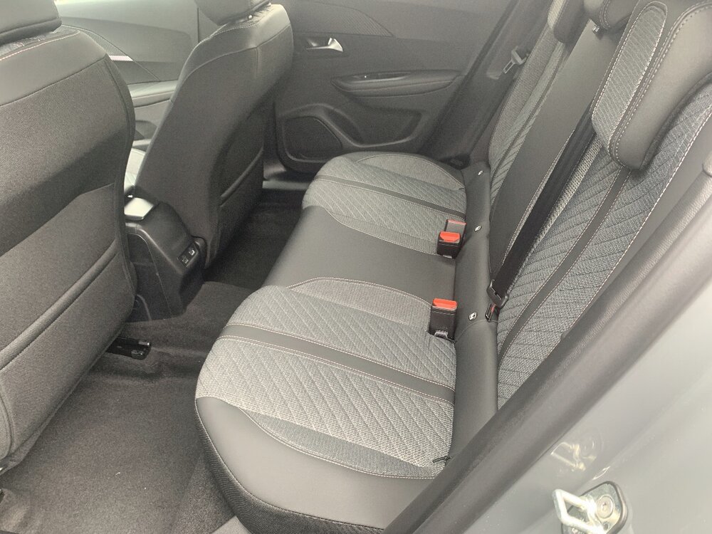 Occasion PEUGEOT 2008 2008 Hybrid 136 e-DCS6 - Allure