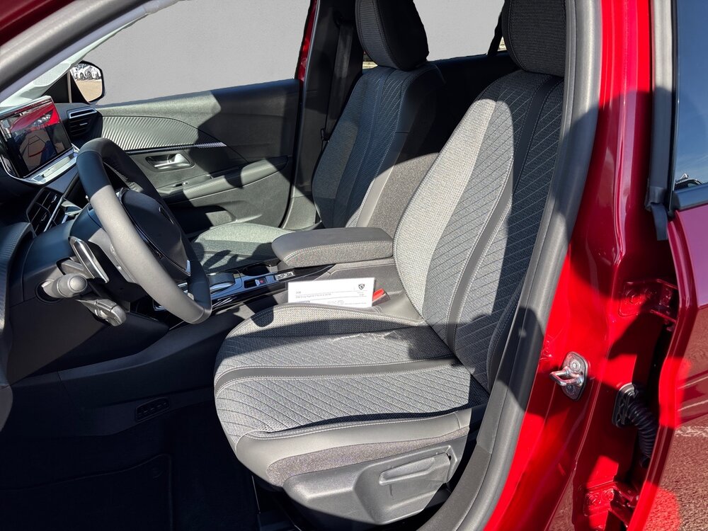 Occasion PEUGEOT 208 208 Hybrid 110 e-DCS6 - série spéciale ENVY