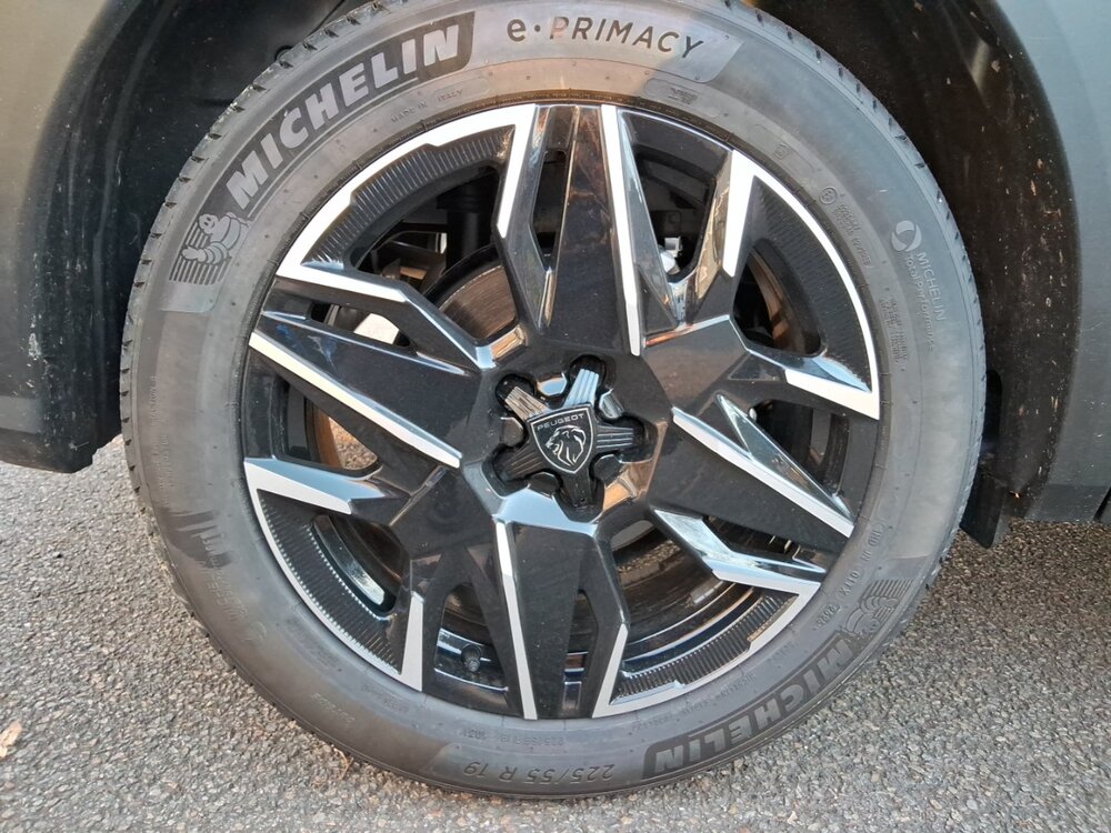 Occasion PEUGEOT 3008 3008 Hybrid 145 e-DCS6 - Allure