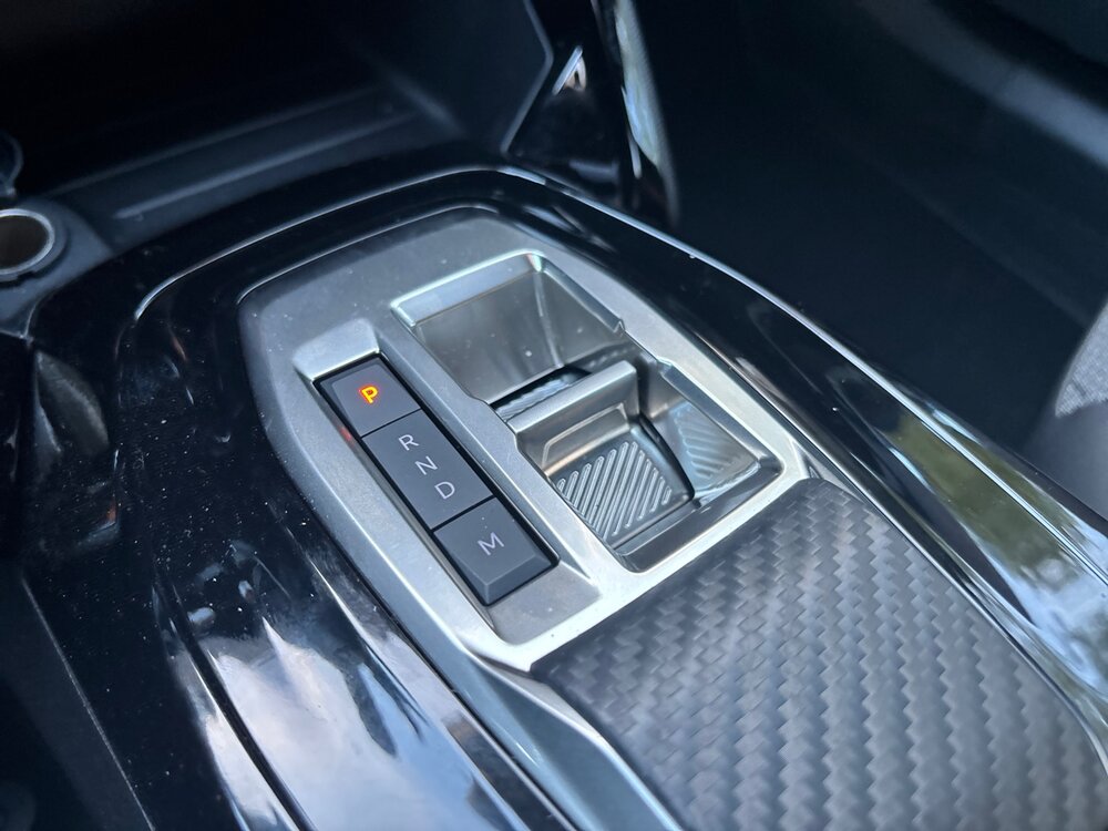 Occasion PEUGEOT 2008 2008 Hybrid 145 e-DCS6 - série spéciale ENVY