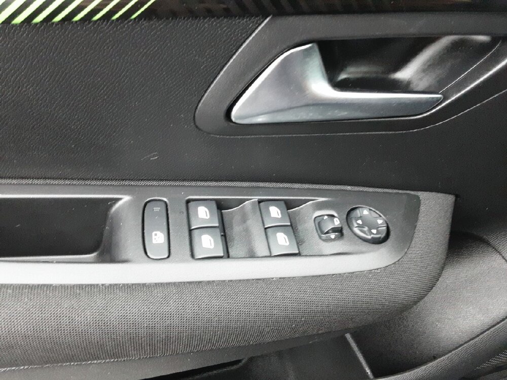 Occasion PEUGEOT 208 208 PureTech 75 S&S BVM5 - Active