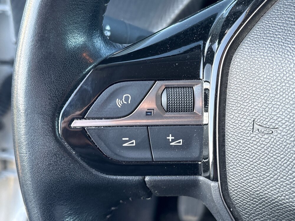 Occasion PEUGEOT 208 208 PureTech 100 S&S BVM6 - Allure