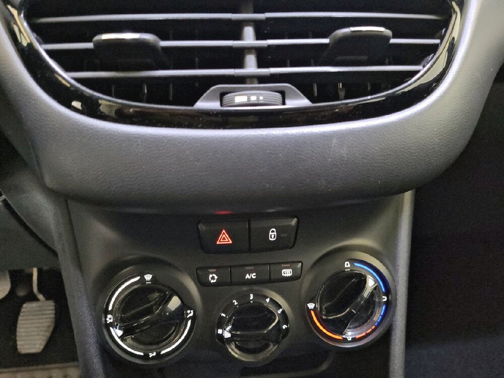 Occasion PEUGEOT 208 208 PureTech 82ch S&S BVM5 - Signature