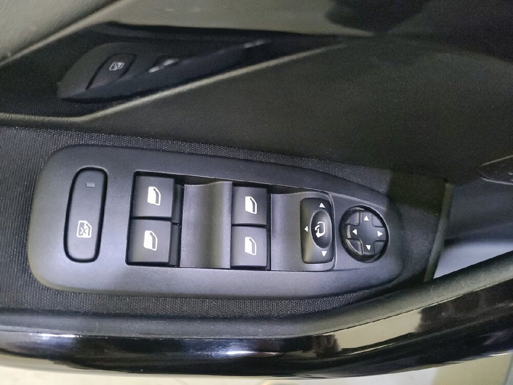 Occasion PEUGEOT 208 208 PureTech 82ch S&S BVM5 - Signature