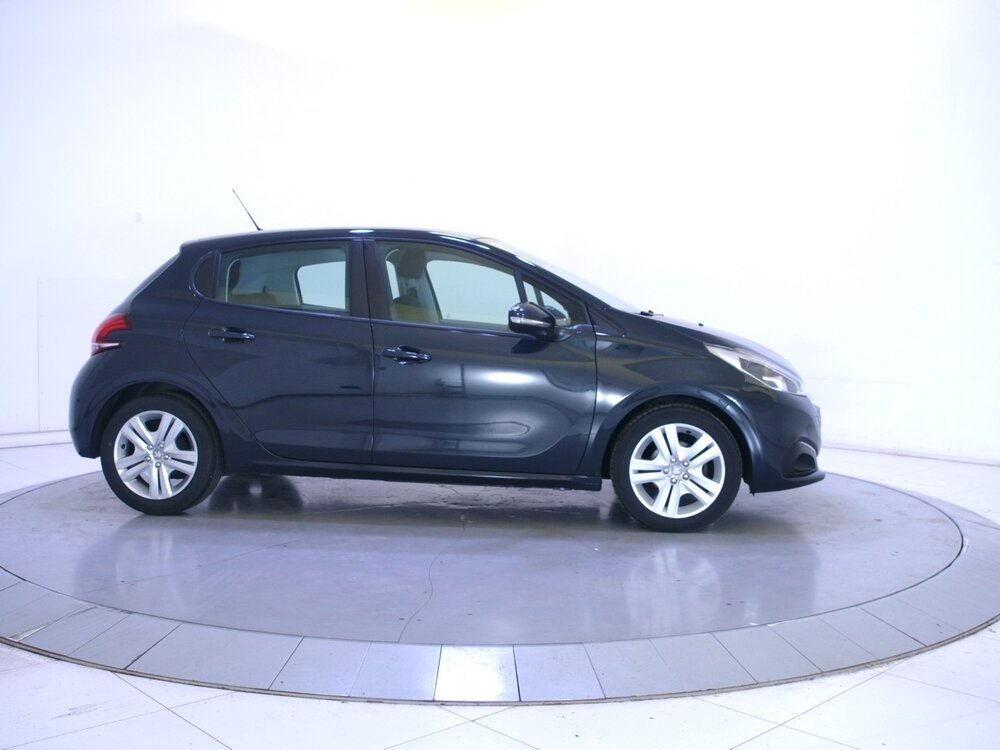 Occasion PEUGEOT 208 208 PureTech 82ch S&S BVM5 - Signature