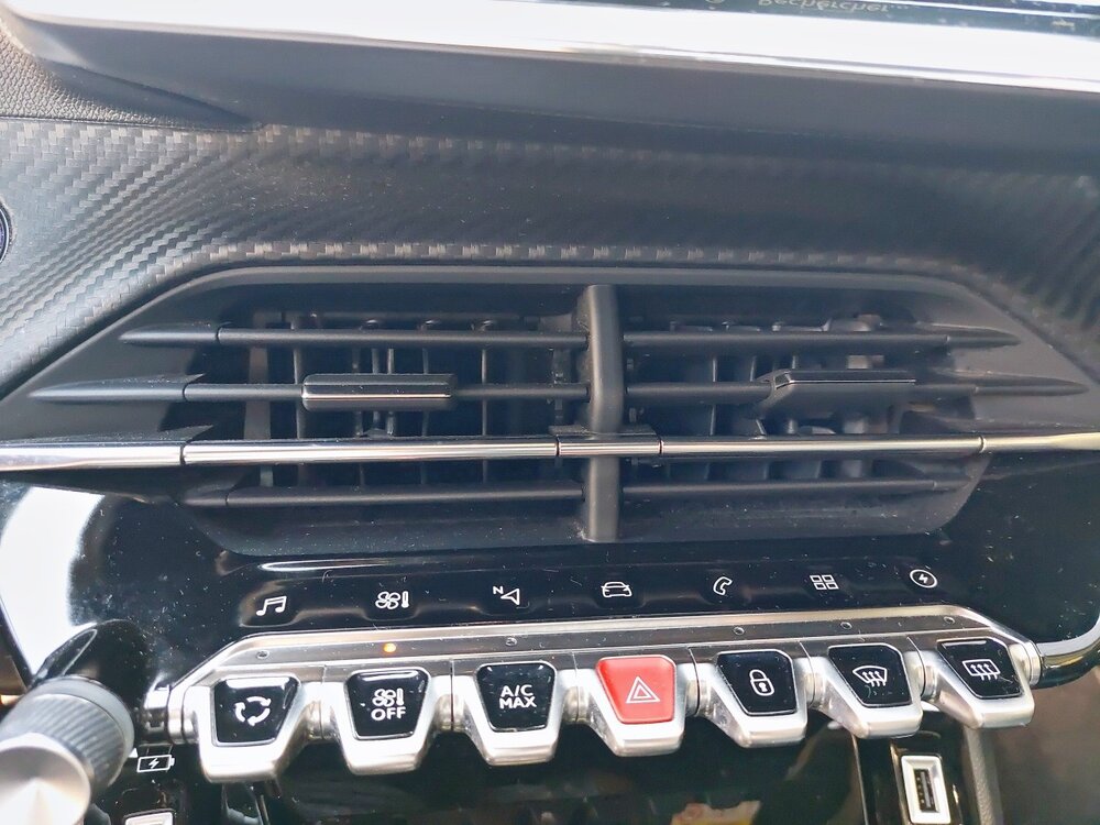 Occasion PEUGEOT 2008 2008 Electrique 136 ch - GT