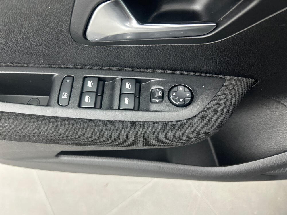 Occasion PEUGEOT 208 208 PureTech 75 S&S BVM5 - Active