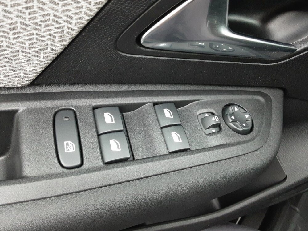 Occasion CITROEN C4 X C4 X Hybride 136 e-DCS6 - Plus