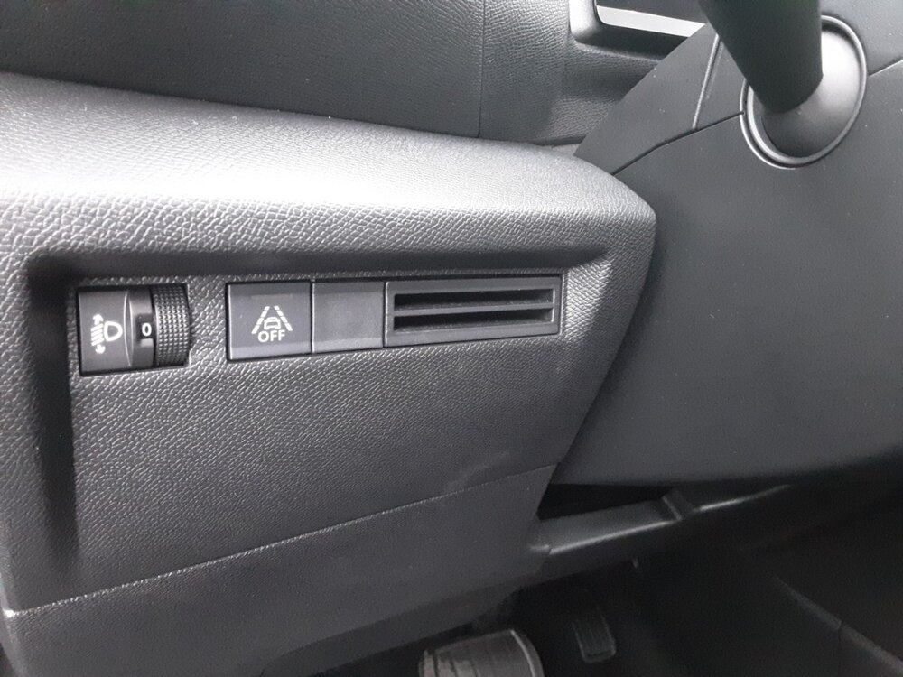 Occasion CITROEN C4 X C4 X Hybride 136 e-DCS6 - Plus
