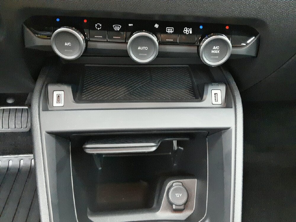 Occasion CITROEN C4 X C4 X Hybride 136 e-DCS6 - Plus