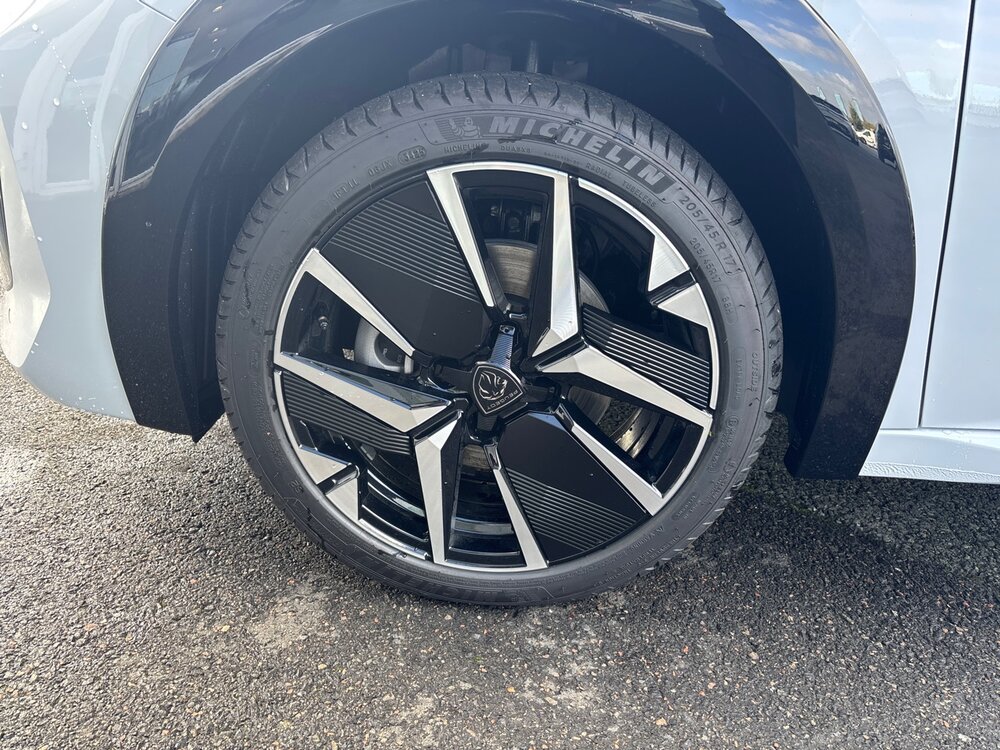 Occasion PEUGEOT 208 208 Electrique 50 kWh 136ch - GT