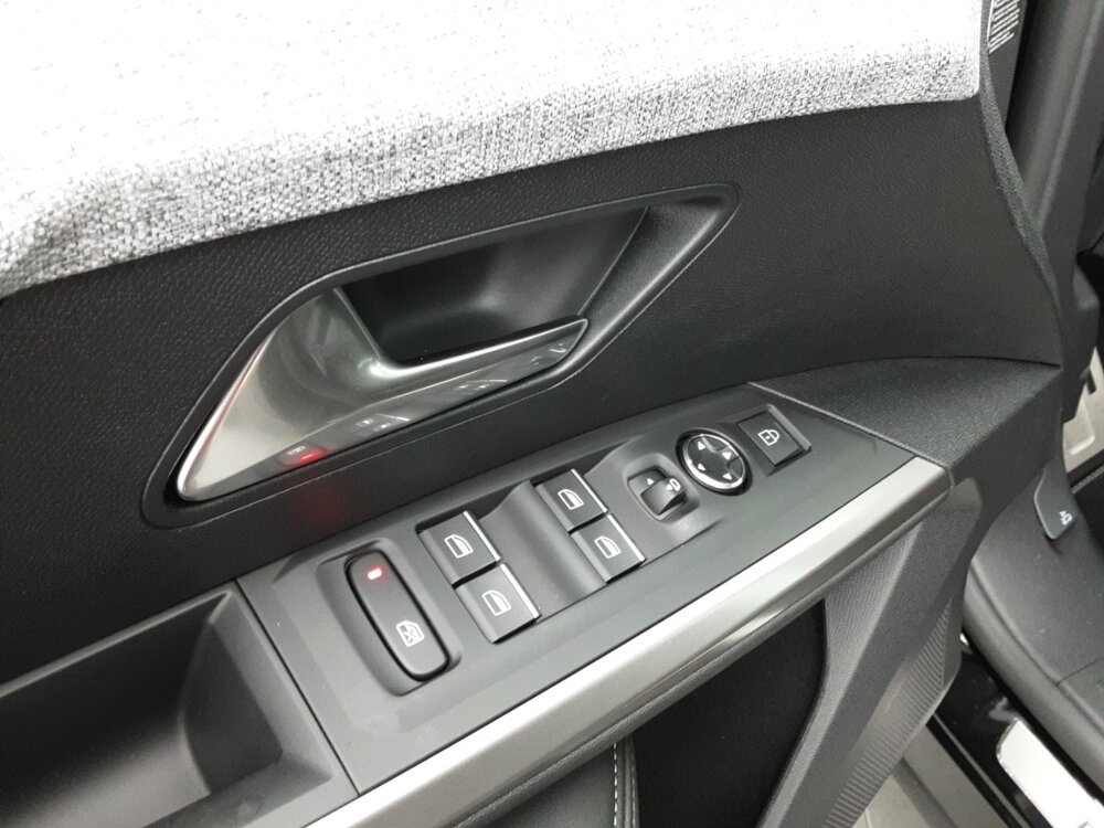 Occasion PEUGEOT 5008 5008 Hybrid 145 e-DCS6 - GT