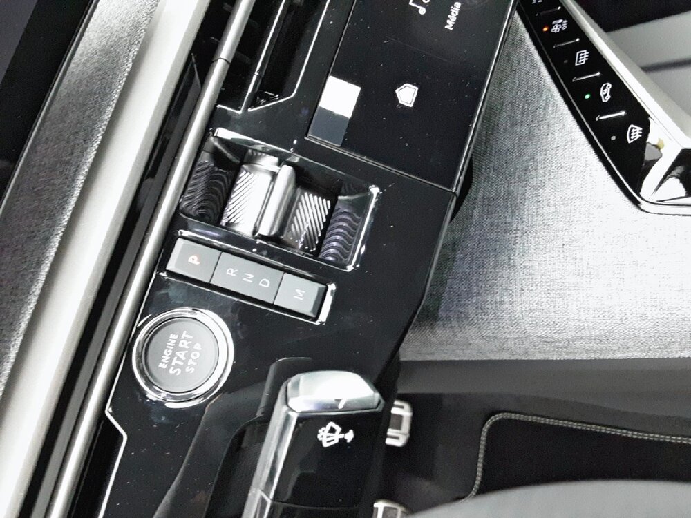 Occasion PEUGEOT 3008 3008 Hybrid 145 e-DCS6 - GT