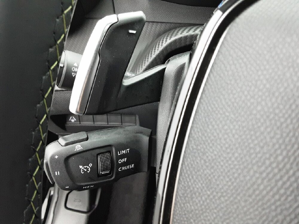 Occasion PEUGEOT 208 208 Hybrid 136 e-DCS6