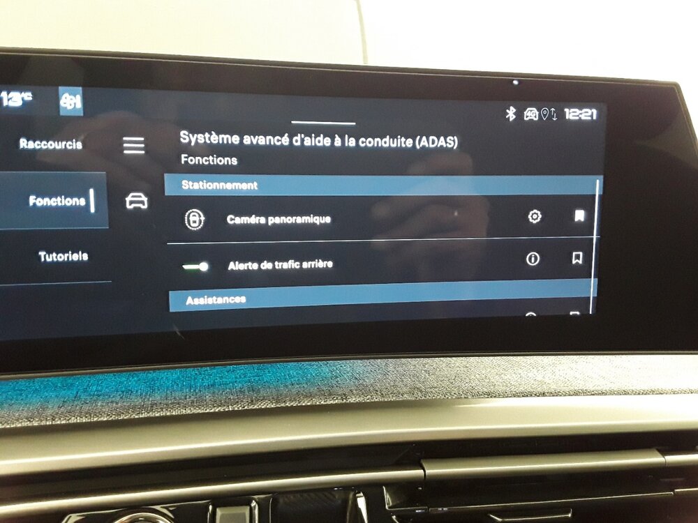 Occasion PEUGEOT 3008 3008 Hybrid 136 e-DCS6 - Allure