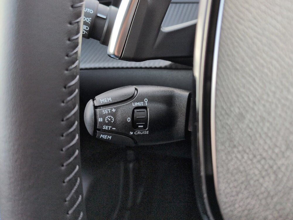 Occasion PEUGEOT 208 208 Hybrid 110 e-DCS6 - Allure