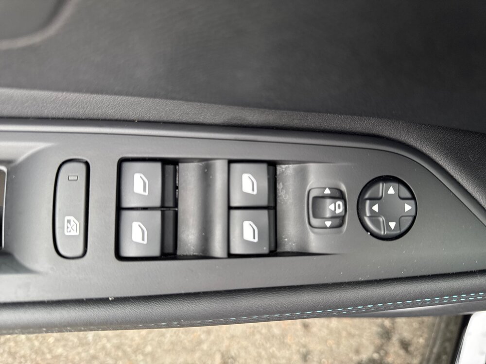 Occasion PEUGEOT 3008 3008 Hybrid 225 e-EAT8 - Allure