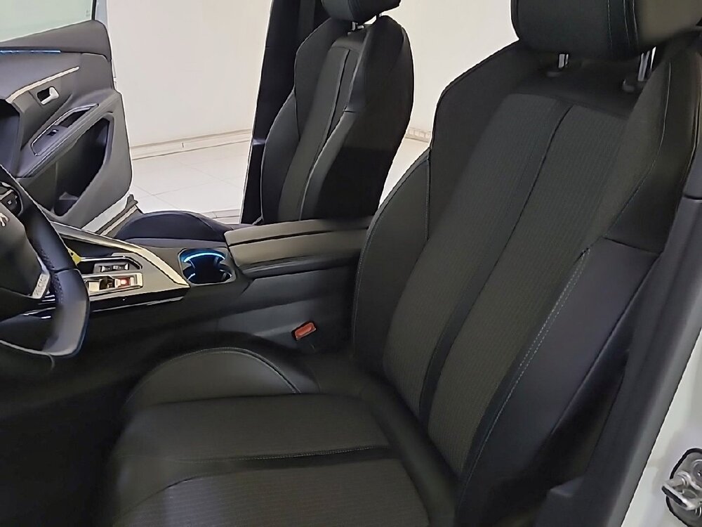 Occasion PEUGEOT 3008 3008 Hybrid 225 e-EAT8 - Allure Business