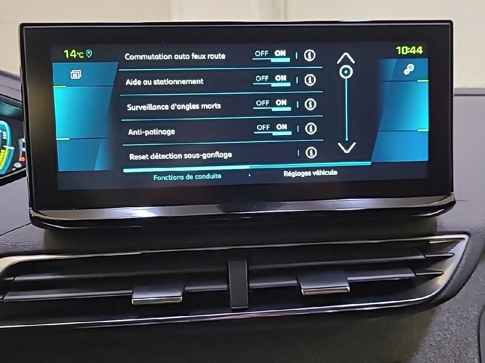 Occasion PEUGEOT 3008 3008 Hybrid 225 e-EAT8 - Allure Business