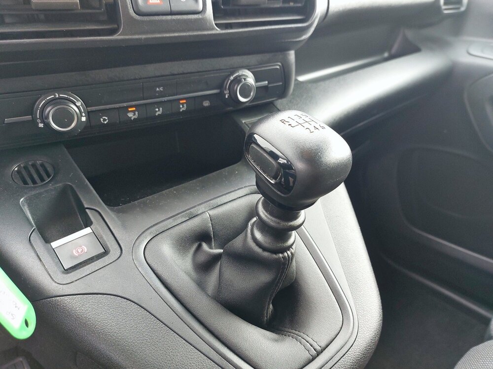 Occasion PEUGEOT Partner PARTNER FOURGON STANDARD 650 KG BLUEHDI 100 S&S BVM6 - PREMIUM