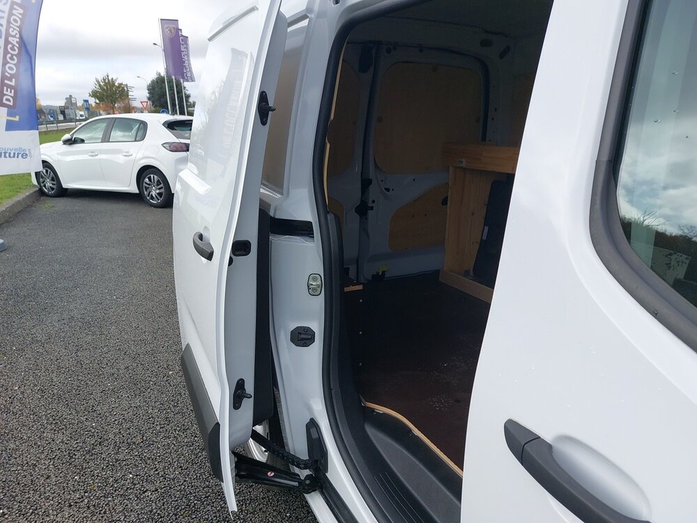 Occasion PEUGEOT Partner PARTNER FOURGON STANDARD 650 KG BLUEHDI 100 S&S BVM6 - PREMIUM