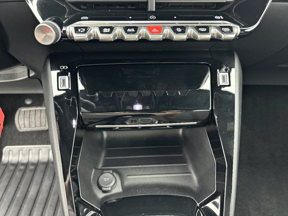 Occasion PEUGEOT 2008 2008 Hybrid 145 e-DCS6 - série spéciale ENVY