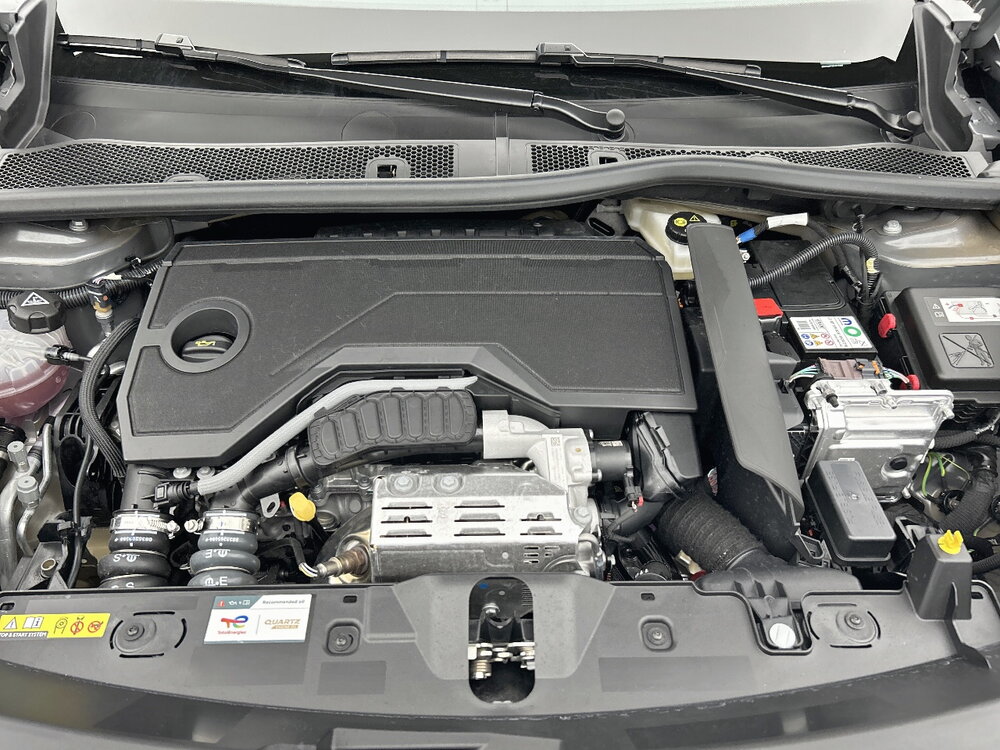 Occasion PEUGEOT 2008 2008 Hybrid 145 e-DCS6 - série spéciale ENVY