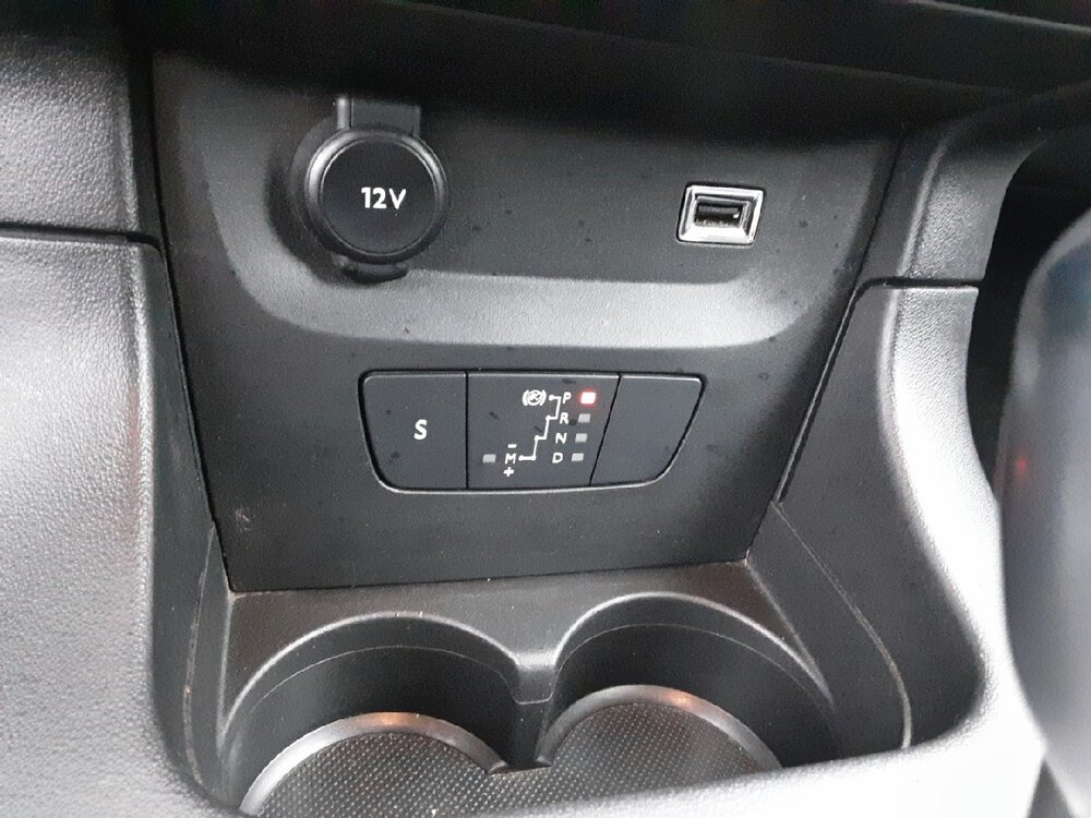 Occasion CITROEN C3 C3 PureTech 110 S&S EAT6 - Shine Pack