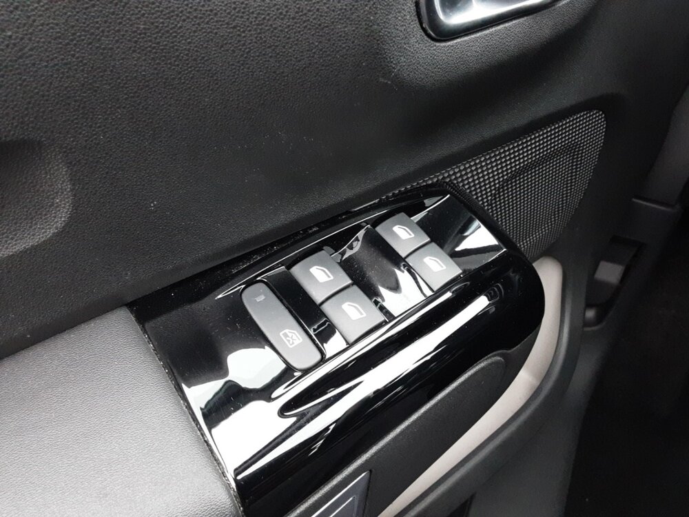 Occasion CITROEN C3 C3 PureTech 110 S&S EAT6 - Shine Pack