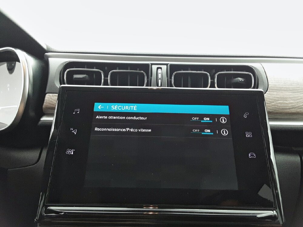Occasion CITROEN C3 C3 PureTech 110 S&S EAT6 - Shine Pack