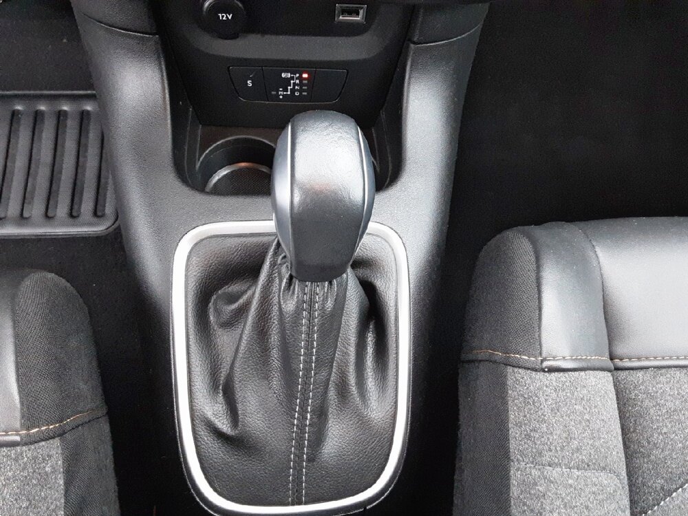 Occasion CITROEN C3 C3 PureTech 110 S&S EAT6 - Shine Pack