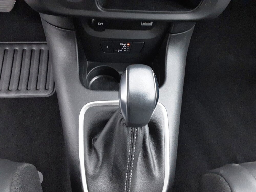 Occasion CITROEN C3 C3 PureTech 110 S&S EAT6 - Shine Pack