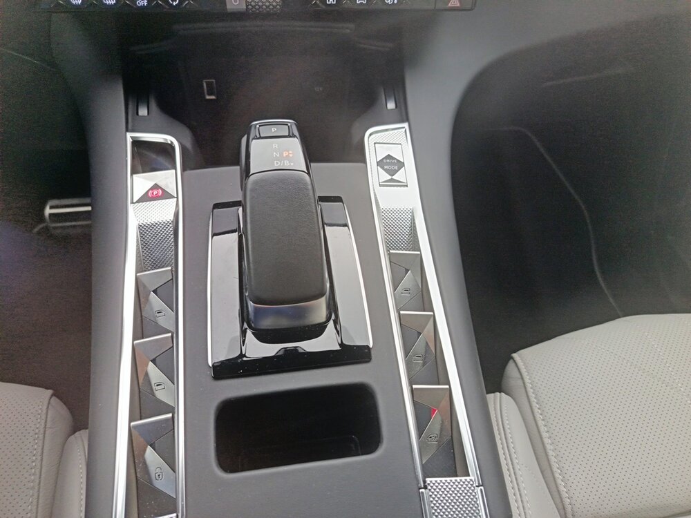 Occasion DS DS7 DS 7 Hybride Rechargeable E-Tense 300 EAT8 4x4 - Esprit de Voyage
