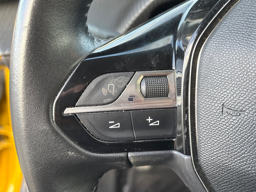 Occasion PEUGEOT 208 208 PureTech 100 S&S BVM6 - Allure